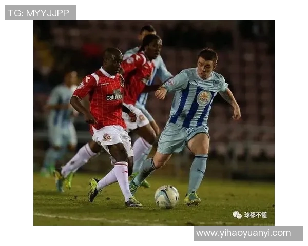 克鲁与布莱克本激战正酣谁能在这场较量中笑到最后